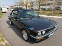 Gebraucht BMW 325 Cabriolet M Sport 171 PS (125 kW) 1992 Schwarz Cabrio