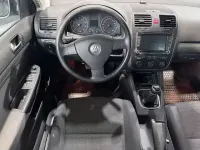 Gebraucht VW Golf VI Trendline 102 PS (75 kW) 2009 Platinum grey Kleinwagen