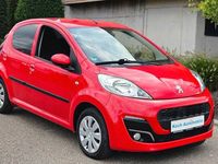 Gebraucht Peugeot 107 Active 68 PS (50 kW) 2013 Rot Kleinwagen