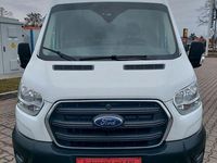 Gebraucht Ford Transit Trend 131 PS (96 kW) 2021 Weiß Van / Kleinbus