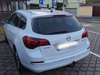 gebraucht Opel Astra Sports Tourer 1.7 CDTI INN. 81kW AHK NAV