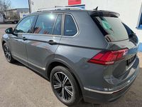 Gebraucht VW Tiguan Active 150 PS (110 kW) 2022 Delfingrau metallic SUV