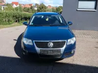 Second-hand VW Passat Comfortline 140 CP (102 kW) 2009 Albastru Break