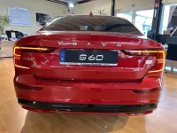 Gebraucht Volvo S60 Ultimate 455 PS (334 kW) 2024 Rot Limousine