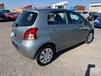 Gebraucht Toyota Yaris Sol 87 PS (63 kW) 2006 Silber Kleinwagen