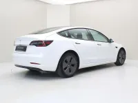 Gebraucht Tesla Model 3 Standard Range 225 kW (306 PS) 2022 Weiß Limousine