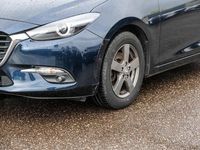 Gebraucht Mazda 3 Exclusive-Line 165 PS (121 kW) 2017 Blau Kleinwagen