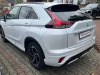 Gebraucht Mitsubishi Eclipse Cross Plus 188 PS (138 kW) 2022 Weiß SUV