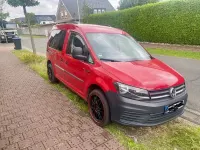 Gebraucht VW Caddy 75 PS (55 kW) 2017 Rot Van / Kleinbus