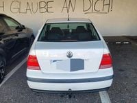 Gebraucht VW Bora 102 PS (75 kW) 2003 Weiß Limousine