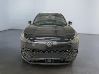 Neu VW T-Roc R-line 150 PS (110 kW) 2026 0e  grenadilla black met. SUV