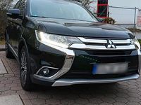 Gebraucht Mitsubishi Outlander 150 PS (110 kW) 2016 Schwarz SUV