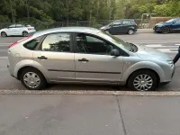 Gebraucht Ford Focus 101 PS (74 kW) 2006 Grau Limousine