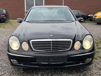 Gebraucht Mercedes E240 Avantgarde 177 PS (130 kW) 2004 Schwarz Limousine