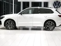 Gebraucht VW Touareg Style 286 PS (210 kW) 2025 Oryxweiß perlmutteffekt SUV