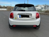 Second-hand Mini Cooper SE 135 kW (184 CP) 2020 Alb Hatchback