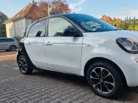 Gebraucht Smart ForFour Passion 75 PS (55 kW) 2017 Weiß Kleinwagen