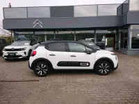 Gebraucht Citroën C3 PureTech 83 PS (61 kW) 2024 Polar weiß / dach schwarz Kleinwagen