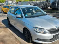 Gebraucht Skoda Fabia 60 PS (44 kW) 2016 Silber Kleinwagen