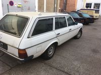 gebraucht Mercedes 230 TE W123