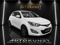 Gebraucht Hyundai i20 Style 101 PS (74 kW) 2014 Weiß Kleinwagen