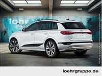 Neu Audi Q6 e-tron Ambiente 185 kW (252 PS) 2025 Grau (magnetgrau) SUV
