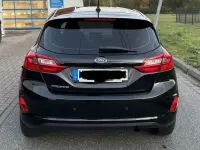 Gebraucht Ford Fiesta Cool & Connect 71 PS (52 kW) 2018 Schwarz Kleinwagen
