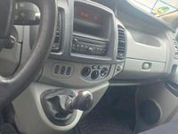 Gebraucht Renault Trafic 114 PS (83 kW) 2010 Weiß Van / Kleinbus