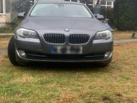 Gebraucht BMW 530 258 PS (189 kW) 2011 Grau Limousine