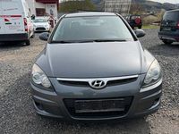 Gebraucht Hyundai i30 109 PS (80 kW) 2010 Limousine