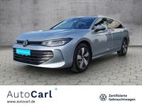 Gebraucht VW Passat IQ Drive 150 PS (110 kW) 2025 Oyster silver metallic Kombi