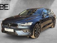 Gebraucht Volvo V60 Plus 197 PS (144 kW) 2023 Blau Kombi