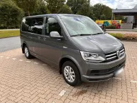 Gebraucht VW Multivan Comfortline 150 PS (110 kW) 2017 Grau Van / Kleinbus