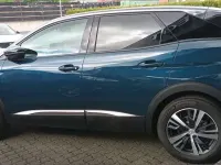 Gebraucht Peugeot 3008 Allure 131 PS (96 kW) 2024 Blau celebes/metallic SUV