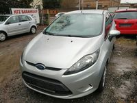 Gebraucht Ford Fiesta Trend 82 PS (60 kW) 2009 Silber Kleinwagen