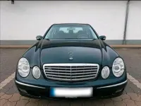 Używany Mercedes E320 224 KM (164 kW) 2004 Czarny Sedan/Limuzyna