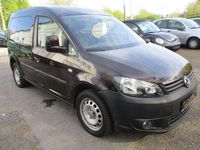 Gebraucht VW Caddy Trendline 105 PS (77 kW) 2012 Black berry metallic Van / Kleinbus