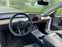 Usata Tesla Model Y Standard Range 219 kW (299 CV) 2023 Bianco SUV