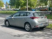 Gebraucht Toyota Auris Hybrid 99 PS (72 kW) 2019 Grau Limousine