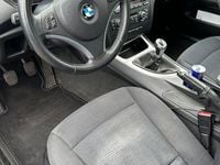 Gebraucht BMW 116 122 PS (89 kW) 2011 Schwarz Kleinwagen