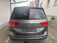 Gebraucht VW Touran Comfortline 110 PS (80 kW) 2017 Grau Van / Kleinbus