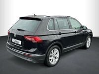 Gebraucht VW Tiguan Highline 150 PS (110 kW) 2020 Deep black perleffekt SUV