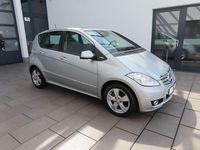 Gebraucht Mercedes A160 95 PS (69 kW) 2009 Silber Limousine