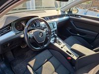 Gebraucht VW Passat 190 PS (139 kW) 2017 Grau Kombi