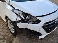 gebraucht Hyundai i30 blue 1.4 -