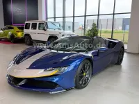 Second-hand Ferrari SF90 2024 Albastru Cabrio