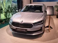 Gebraucht Skoda Superb Selection 193 PS (141 kW) 2024 Kombi