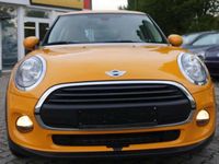 Gebraucht Mini ONE 102 PS (75 kW) 2018 Volcanic orange uni Kleinwagen