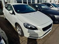 Gebraucht Volvo V40 R-Design 120 PS (88 kW) 2015 Weiß Limousine