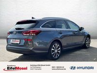 gebraucht Hyundai i30 i30 / Gebrauchtwagen / Trierweiler Toyota |- cw 1.6 CRDI **Premium**Pano-Leder /SHZ/ACC